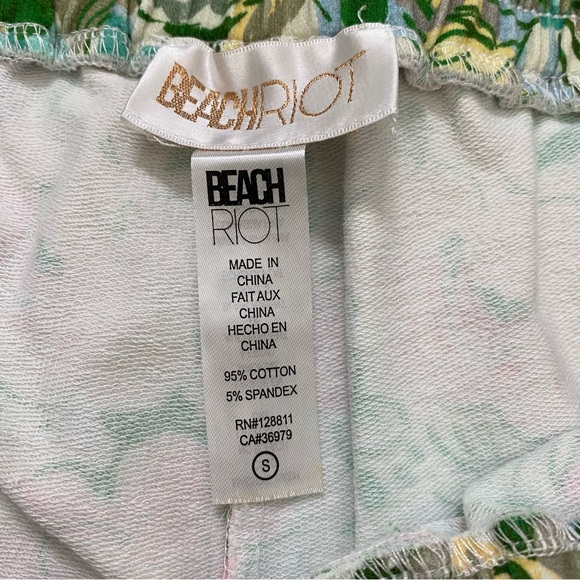 BEACH RIOT Lydia Floral Print Shorts - Picture 5 of 5